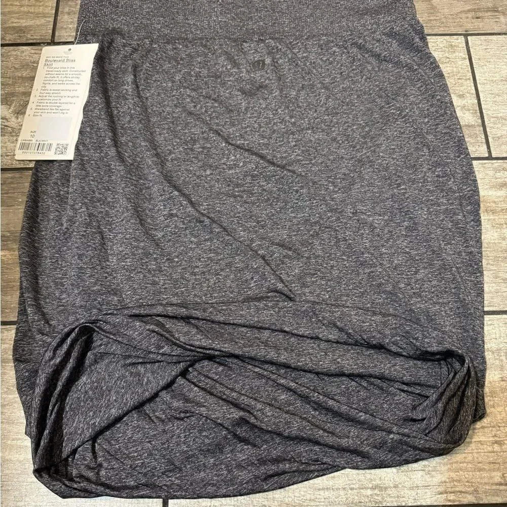 NWT Lululemon Boulevard Bliss Skirt